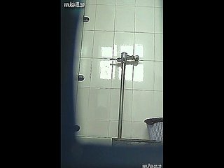 中国の女の子はtoilet.123に行きます