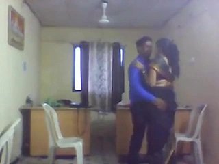 Sri Lanka Büro Making love