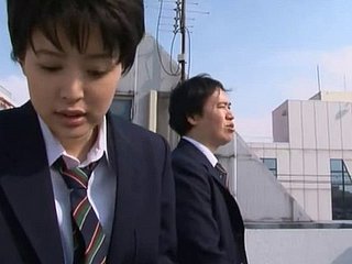 장난 꾸러기 병아리는 그녀의 반함 켜 무엇을 바로 알고