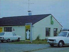 Brigitte Lahaie Passenger car Stoppeuses en Chaleur (1978)