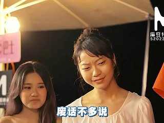 国产 麻豆 传媒 作品/mtvq6-ep2 麻豆 恋爱 巴士-节目 篇 002/免费 免费