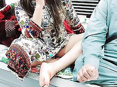 رابی اپنے چچا کے ذریعہ حاملہ ہونا چاہتی ہے۔