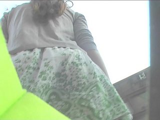 VOYEUR Overhear CAM HIDDEN CHASHING UPSKIRT PUBBLICA BUCAREST Romania 3