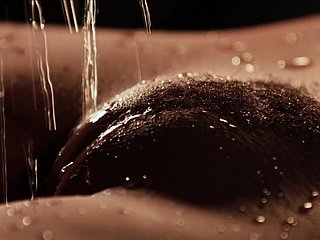 التخلص المثيرة في وضع التبشيري مع امرأة سمراء فانيسا ديكر