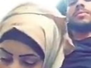 XXX Hijabi Sucking