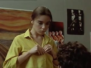 Elodie Bouchez desnuda en Le Bel Era Together with