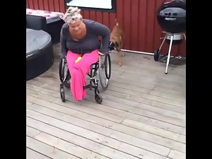 flidd dans son fauteuil