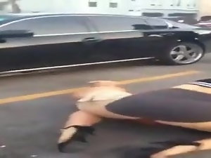 Un couple de putains de combat.