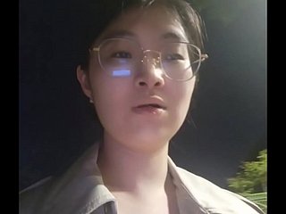 户外裸体自慰
