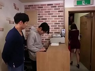 无辜的中国人，高跟鞋