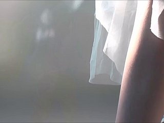 ریو شیہونو خوبصورت ایشیائی لڑکی اپنا حیرت انگیز کامل جسم دکھاتی ہے۔