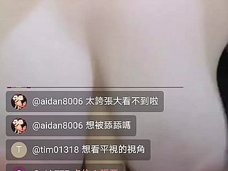 Persetankan tetek besarnya dengan dildo swag.live ginabb