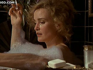 De hartverscheurende retroster Jessica Lange laat haar Foundry added to Knockers zien