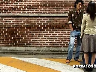 Brzydki Koreańczyk rucha gorącą Koreankę