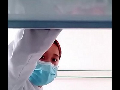 福建 某 医院 大胆 直播, 白天 在 是 文静 的 白衣天使, 回到家 是 淫荡 人 妻, 美女 裸 聊: 75UJ.COM