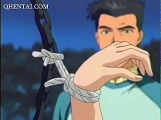 Fille nue se anime cordée et gangbanged