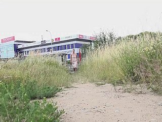 गॉट 2 पी द्वारा सुनहरे बालों वाली वक्रता जहां लड़कियां पेशाब करने आती हैं