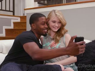 Córnea nena rubia tramposos Hannah Hays en su BF boscage un semental negro