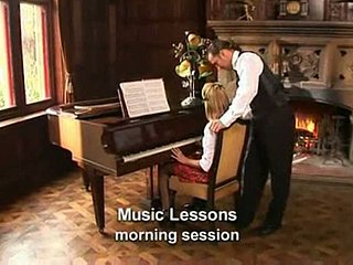 Piano Naming encule