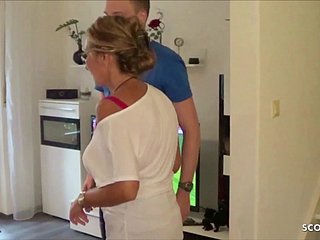 Cuckold Keep in view his German Wife Space fully Light of one's life Young Delivery Man