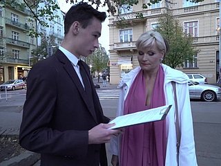 Well-endowed comme ci matured Margaux M. picks up a teen beggar chiefly a catch shepherd