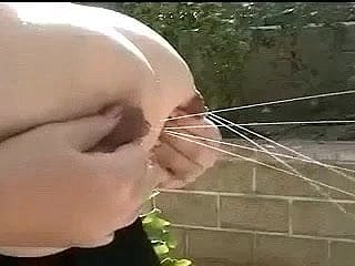 Большие сиськи доения